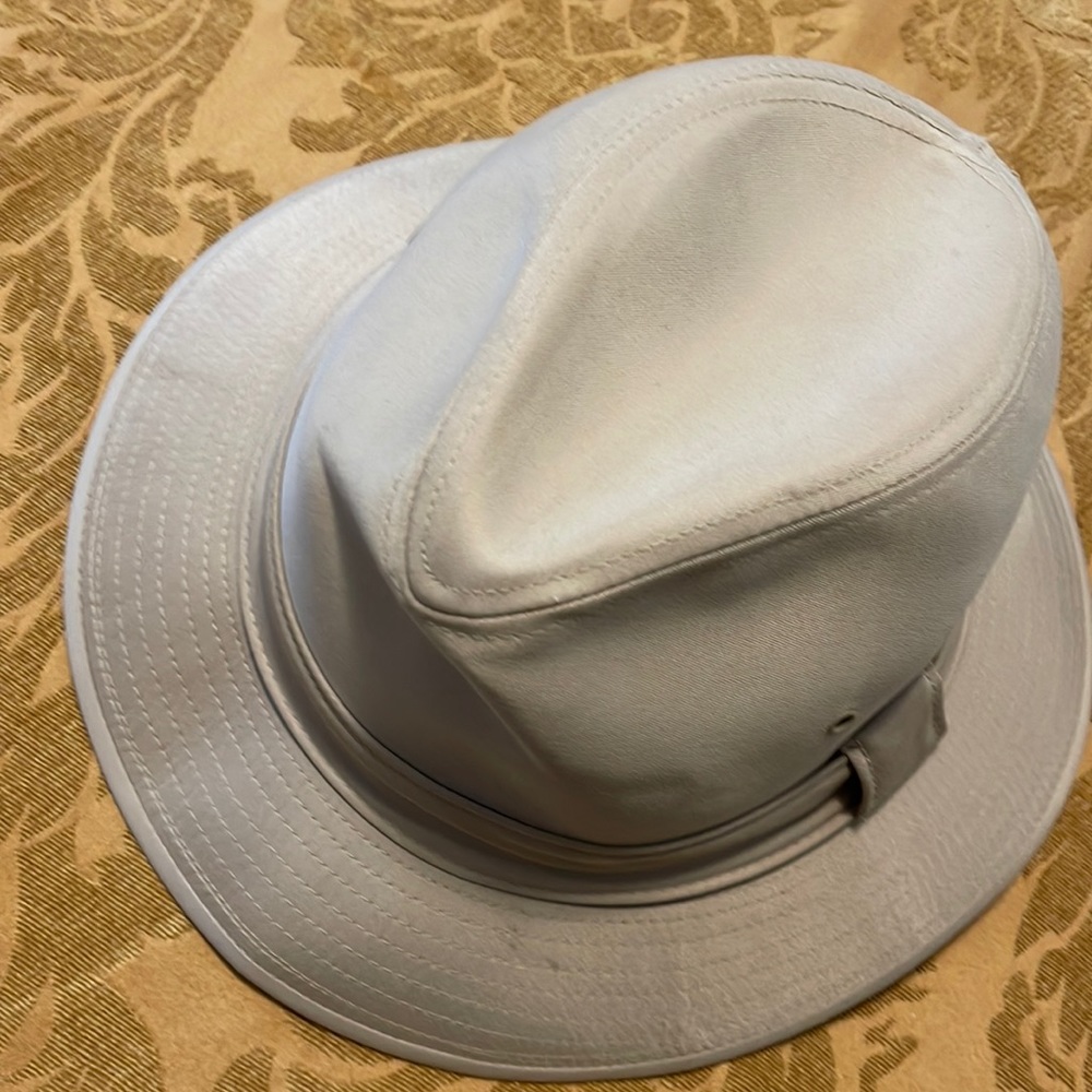 Used mens hat size L